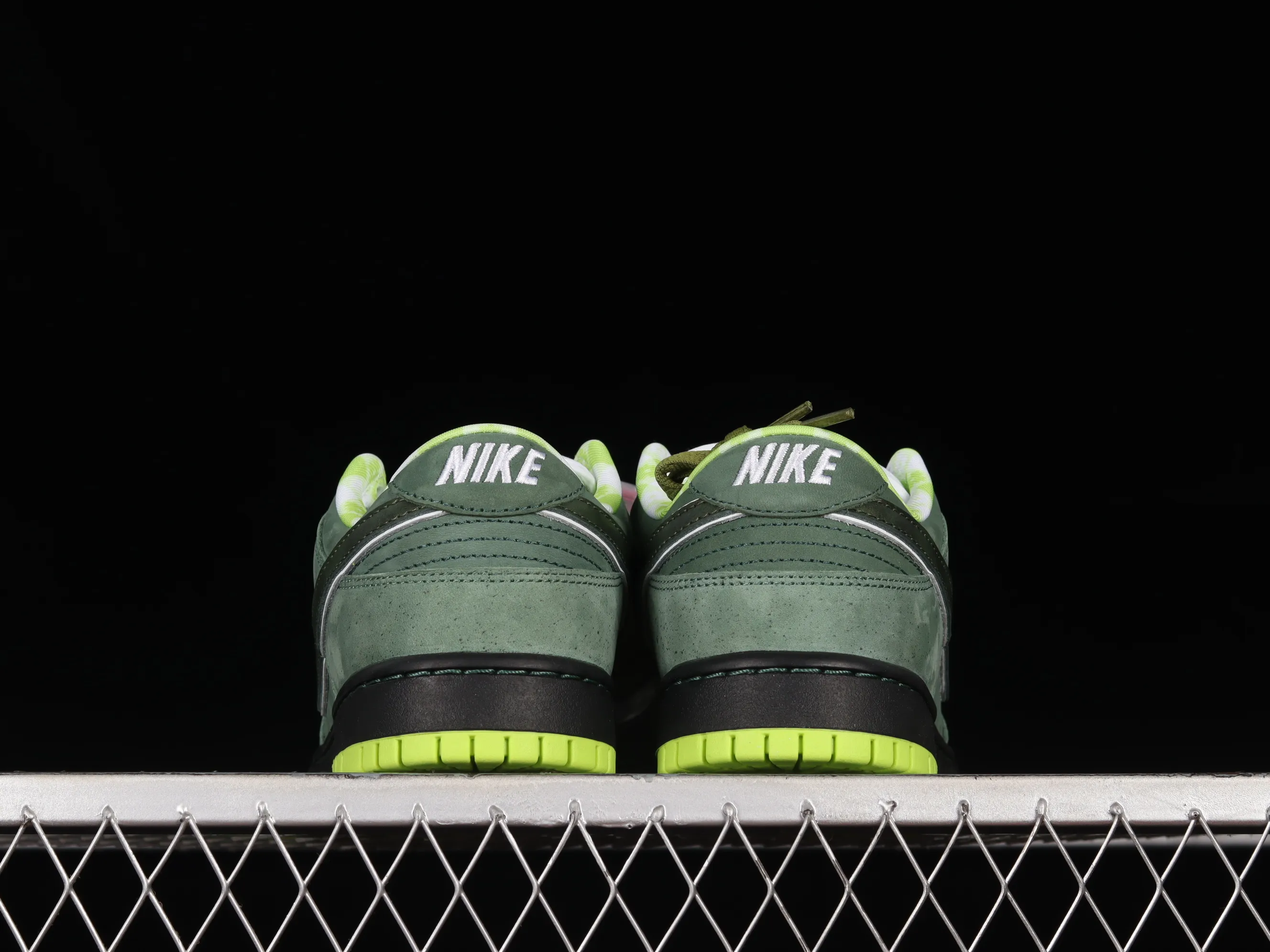All Categories Nk SB Dunk Series Nk SB Dunk Low Low-top sneakers Pure original version Concepts